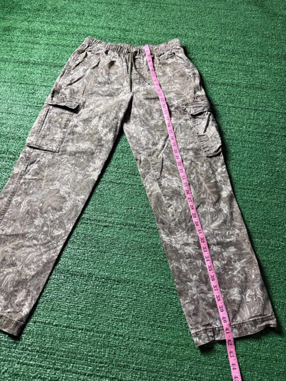 No Boundaries Men's Camouflage Cargo Pants Straight Fit Elastic Waist M (32-34) - Picture 5 of 6